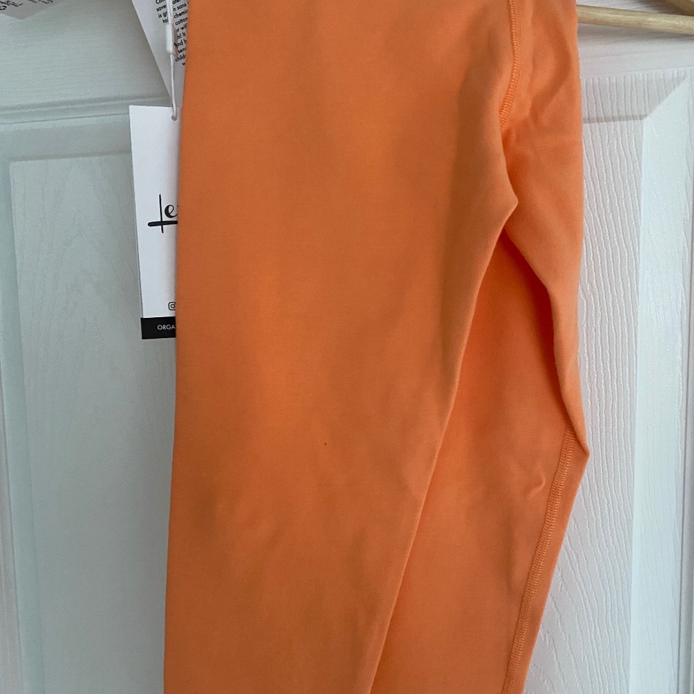 LEZAT Organic Cotton Workout Set in Color Glow